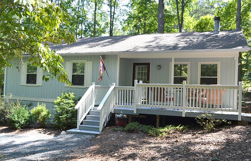 1st image of 107 Jefferson Dr