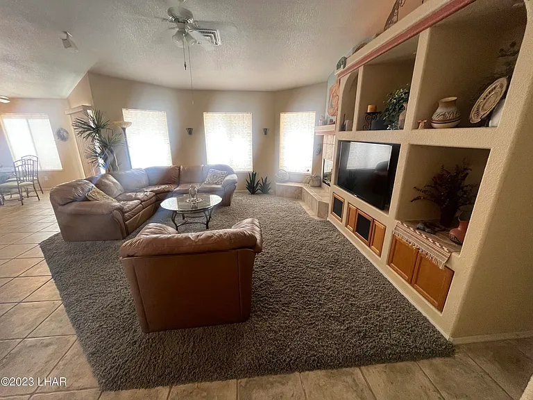 1311 Aviation Dr — Photo 7