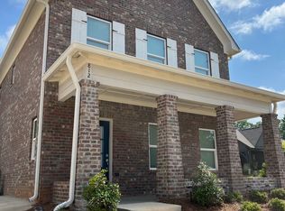 812 Clear Spring Dr, Auburn, AL 36830