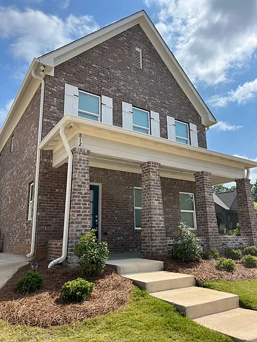 812 Clear Spring Dr Photo 1