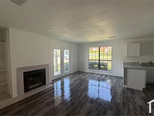 5901 Lake Hubbard Pkwy — Photo 3