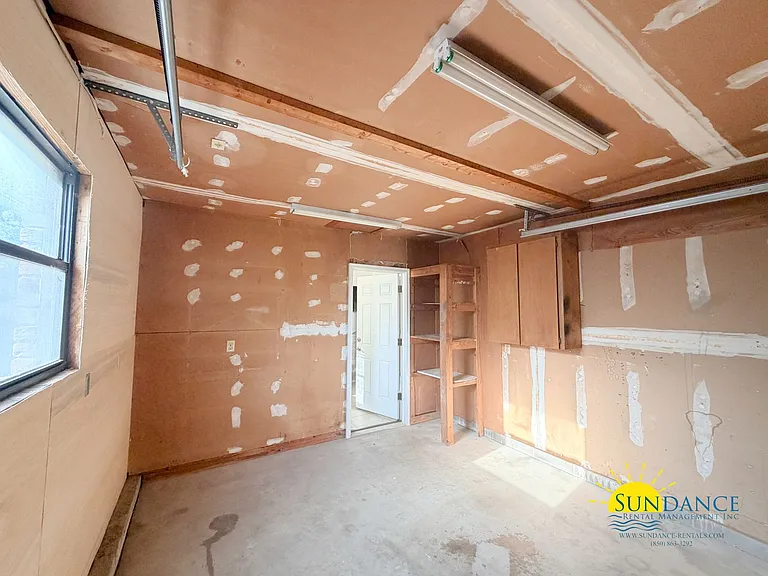166 Marcia Dr — Photo 22