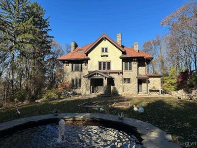 214 Mountain Park Rd, Allentown, PA, 18103
