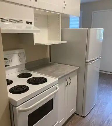 3rd image of 10707 81st Ave NW #305