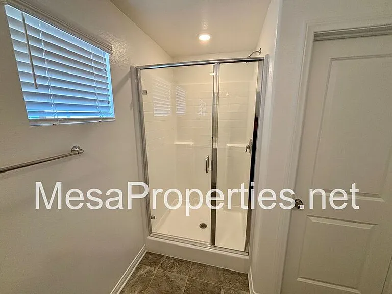 1221 Yeager Ave — Photo 15