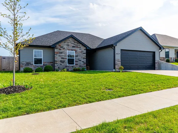 5506 Geyser Blvd, Columbia, MO 65202