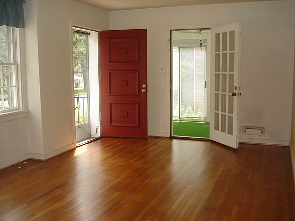 addtional view of LR