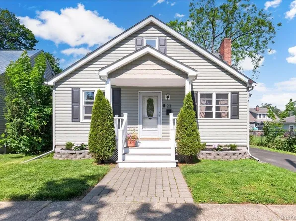 23 Roosevelt Place, Newburgh, NY 12550