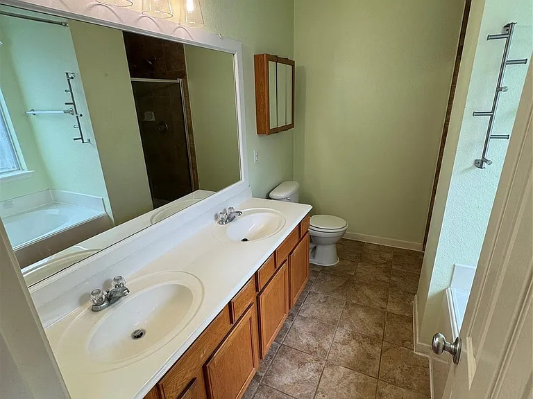 20507 Providence Point Dr — Photo 15
