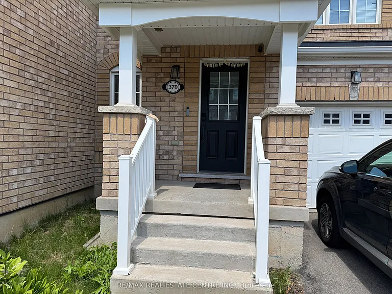 370 Cavanagh Ln — Photo 2
