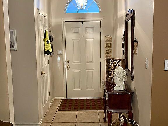 4th image of 5131 Esmond Dr