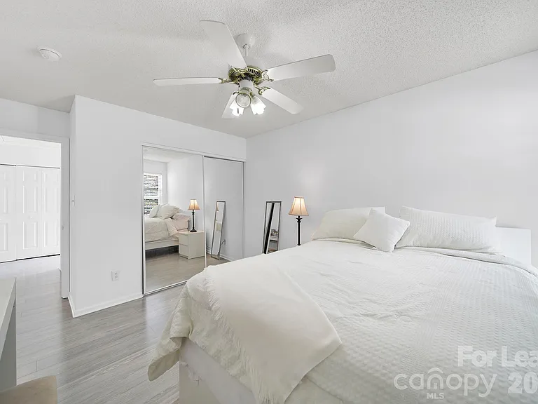 10541 Haddington Dr NW — Photo 17