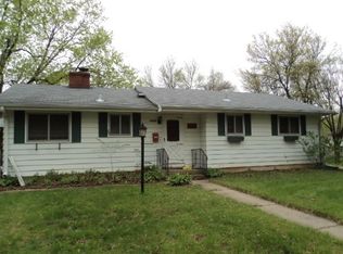 4946 Goldfinch Dr, Madison, WI 53714