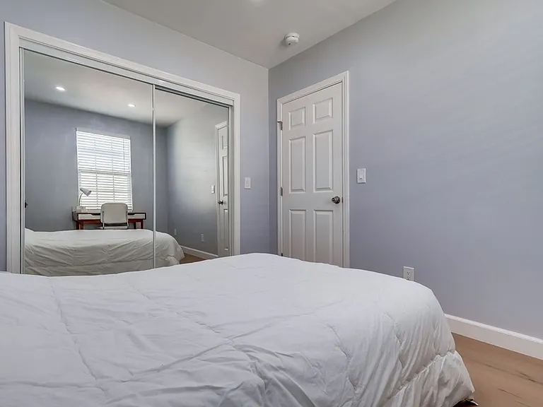 6504 W 84th Pl — Photo 22