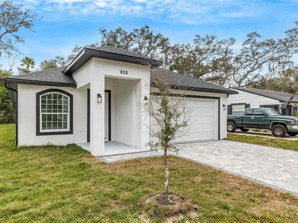 808 W Lowry Ln, Tampa, FL 33604