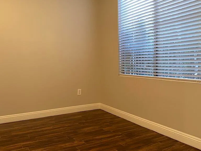 1701 E Colter St #106 — Photo 5