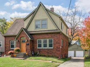 1628 47th St, Des Moines, IA 50310