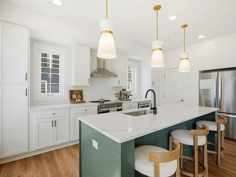 320 Highbridge Ln — Photo 12