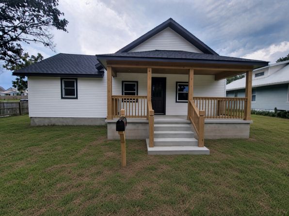 813 Harlan St