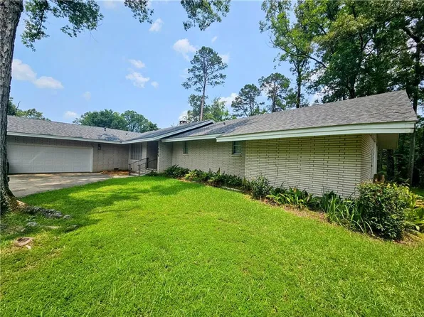302 Mosley Dr, Winnfield, LA 71483