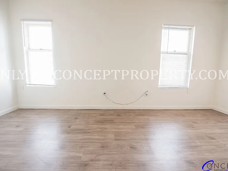 223 E 3rd Ave — Photo 68