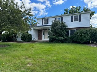 440 Baltimore Dr NE, Grand Rapids, MI 49503