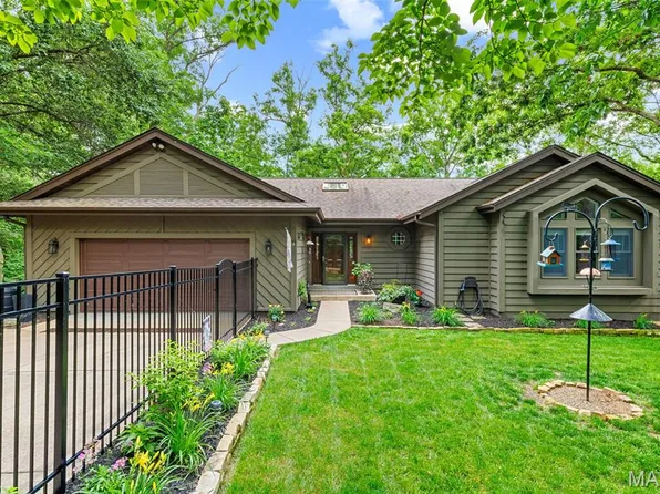 464 Foxfire Crossing Dr, Innsbrook, MO 63390