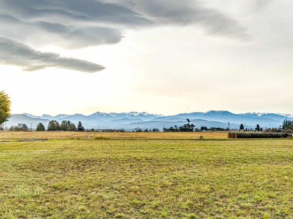 9999 Tulip Ln, Sequim, WA 98382