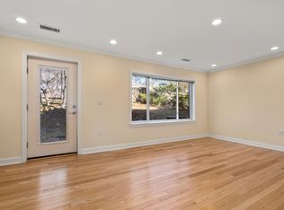 114 Sherman Rd, Chestnut Hill, MA 02467