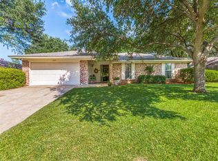 7509 Belcross Ln, Fort Worth, TX 76133