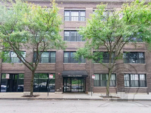 (undisclosed Address), Chicago, IL 60616