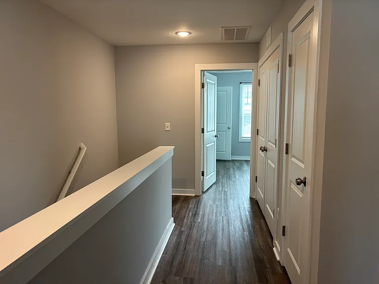 606 Windsurfing Ln — Photo 17