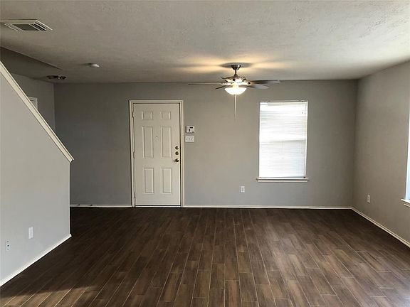2nd image of 2926 Steelhead Dr