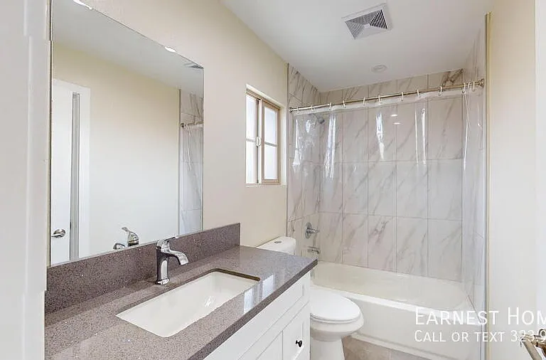 310 N 3rd St #B — Photo 15