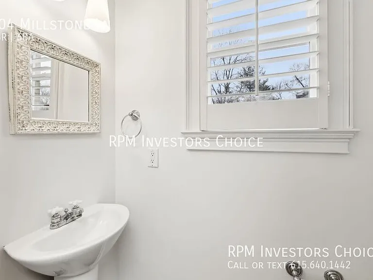 704 Millstone Ln — Photo 37