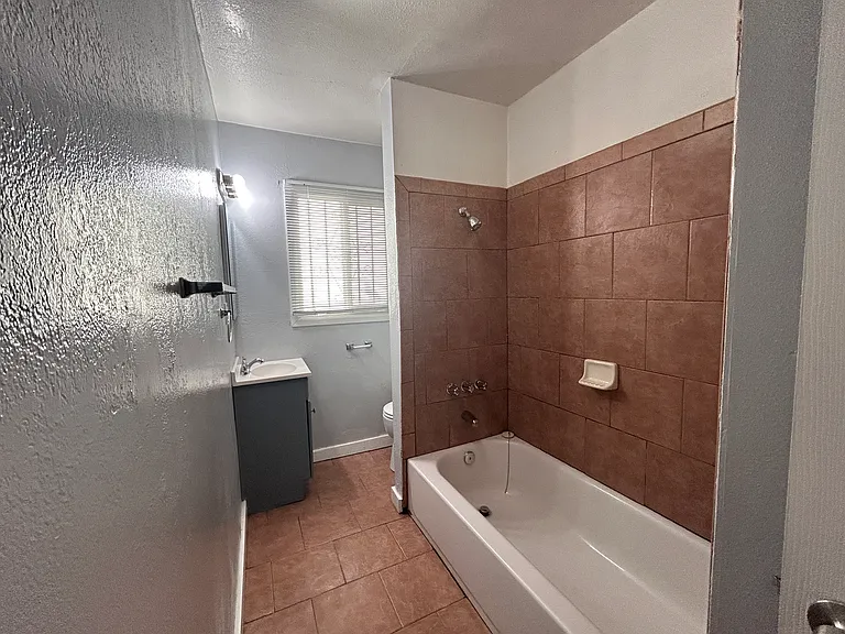 1434 W 145th St #A — Photo 18