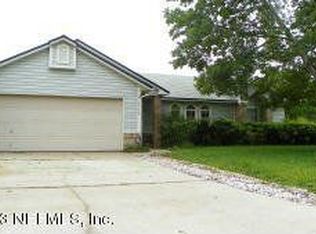 9503 Plum Lake Ln W, Jacksonville, FL 32222