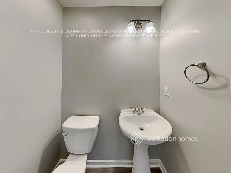 2543 Buckleigh Dr — Photo 16