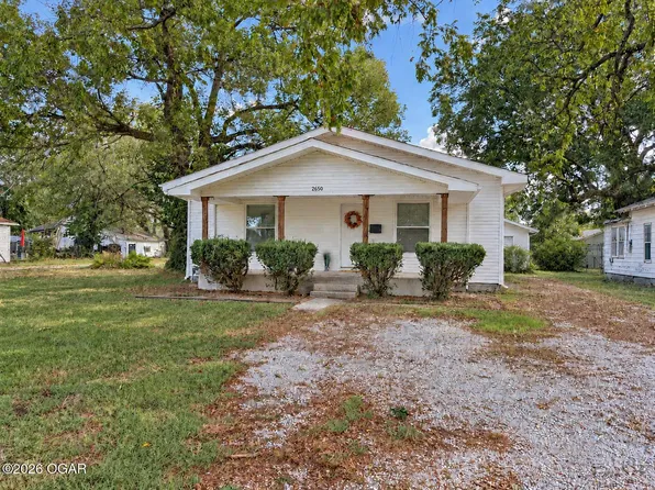2650 E 8th St, Joplin, MO 64801