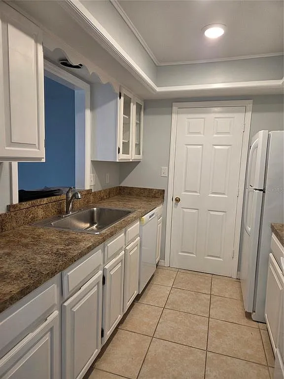 2 bed, 1.0 bath, 1000 sqft, $1,400 — Photo 2