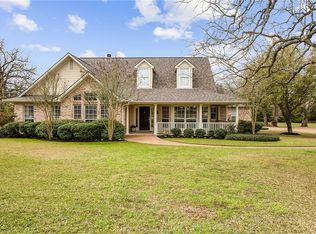 8270 Risinger Ln, Bryan, TX 77808