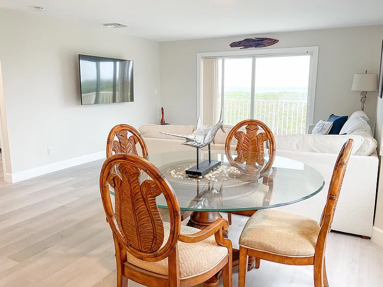 1550 S Ocean Dr #19 — Photo 9