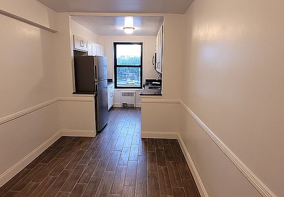 5th image of 63-84 Saunders St Unit 5T
