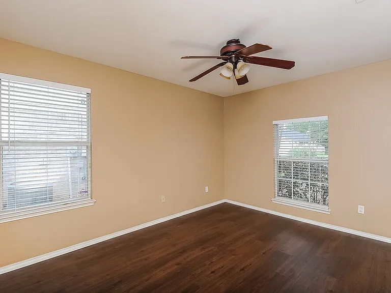 1626 Redwood Dr — Photo 14