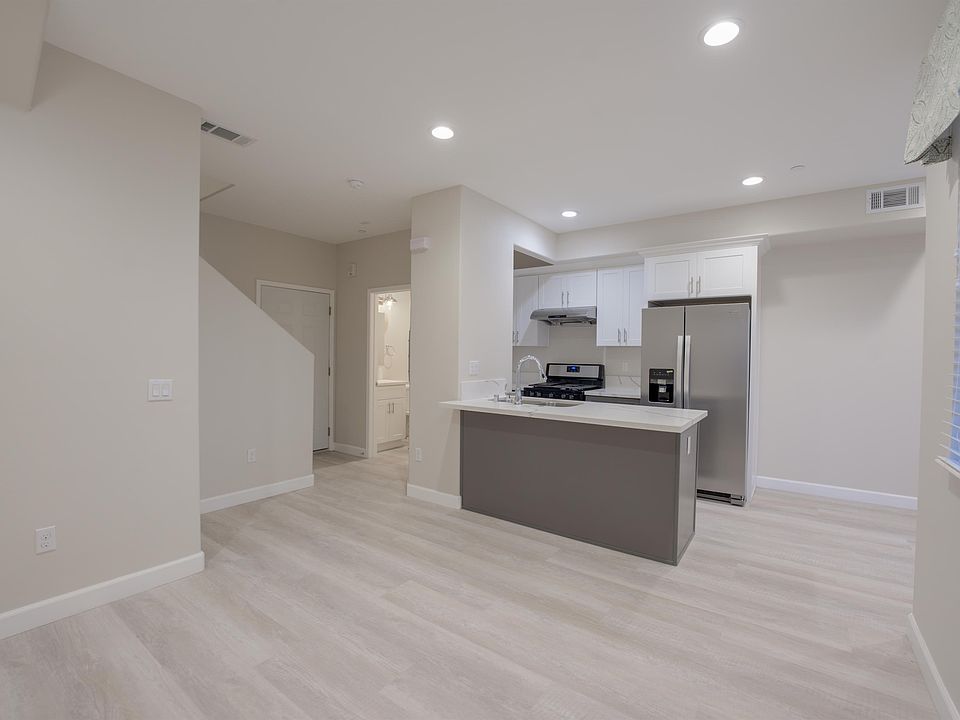 1st image of 14051 Locust St Unit 200
