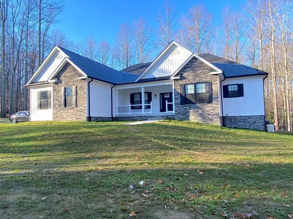 6735 Barney Dr, Hughesville, MD 20637