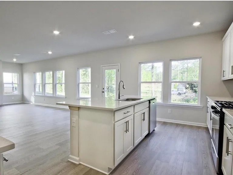 1208 High Falls Ln — Photo 4