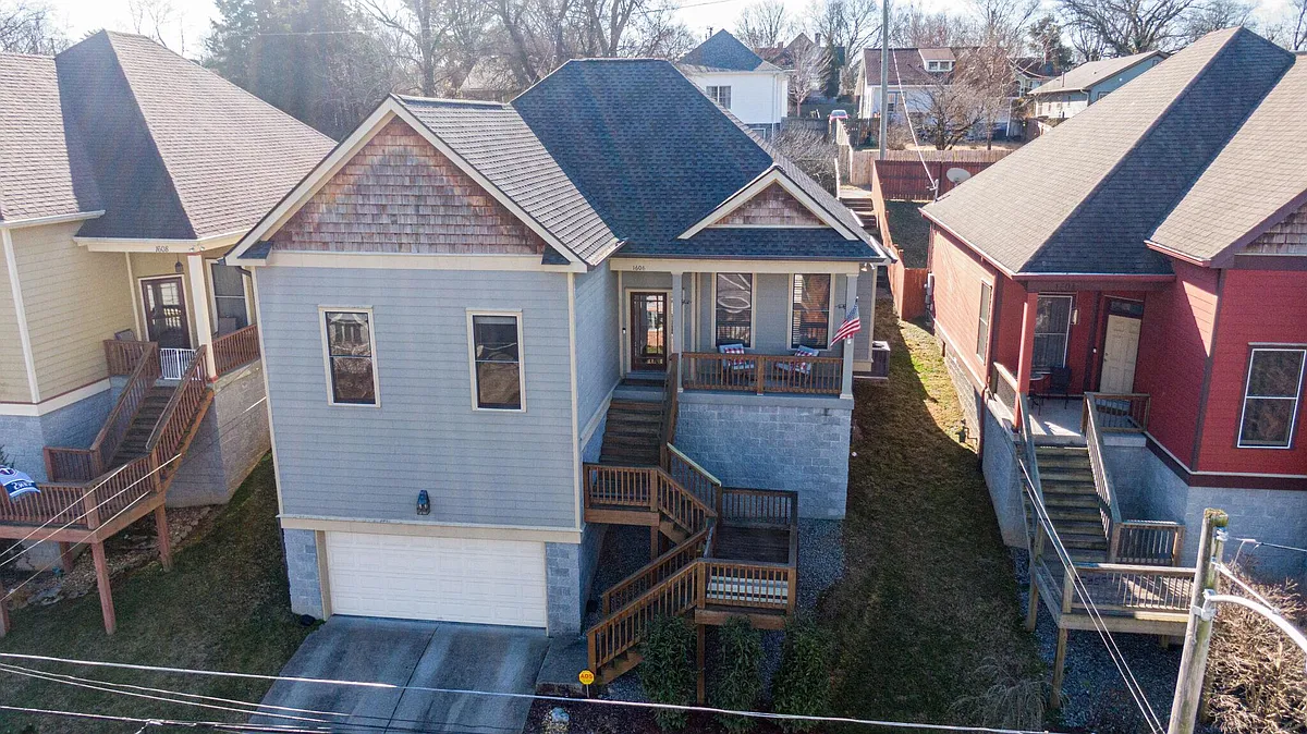 Building Photo - 1606 Boscobel St