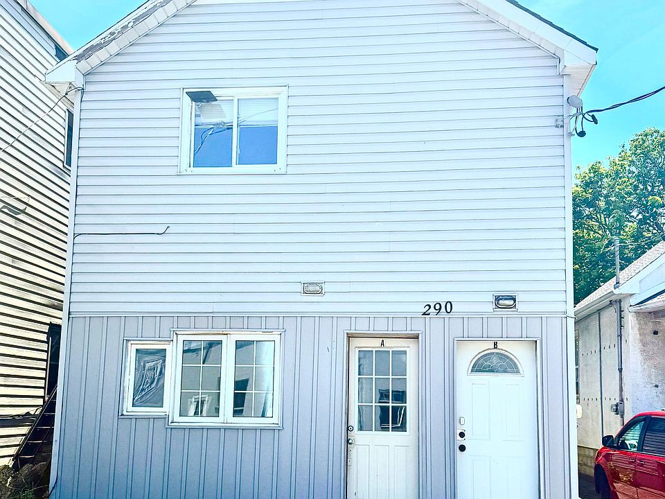 1st image of 290 Welland Ave