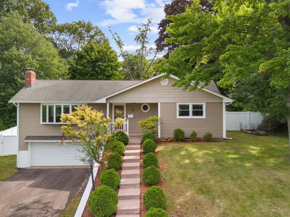 73 Ludlow Road, Manchester, CT 06040